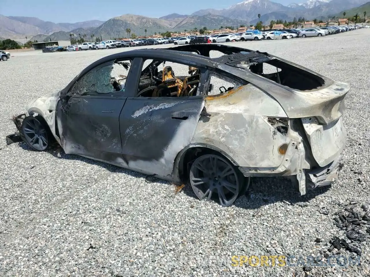 2 Photograph of a damaged car 7SAYGDEE6NF362582 TESLA MODEL Y 2022