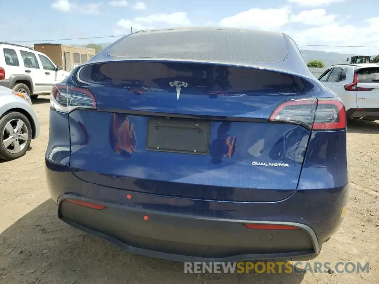 6 Photograph of a damaged car 7SAYGDEE6NF369354 TESLA MODEL Y 2022