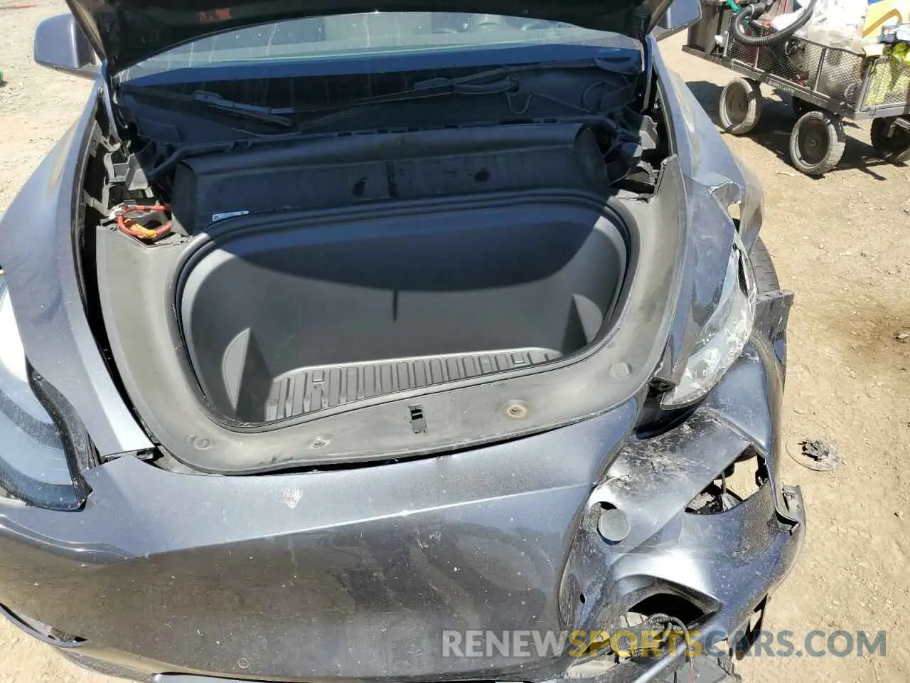12 Photograph of a damaged car 7SAYGDEE6NF385036 TESLA MODEL Y 2022