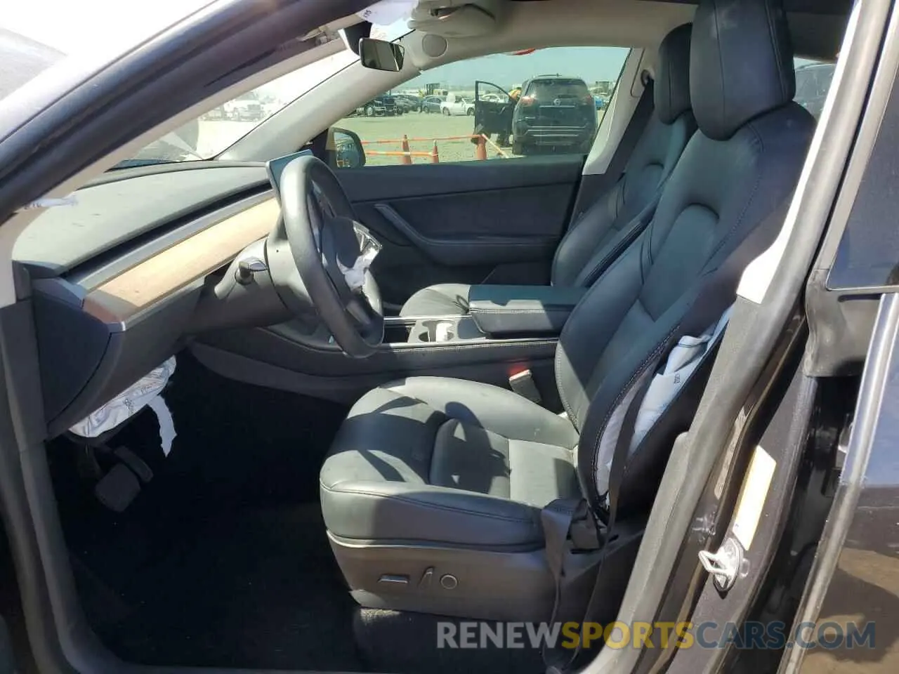 7 Photograph of a damaged car 7SAYGDEE6NF385036 TESLA MODEL Y 2022
