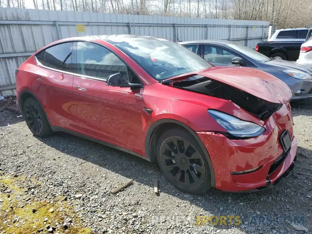 4 Photograph of a damaged car 7SAYGDEE6NF386719 TESLA MODEL Y 2022