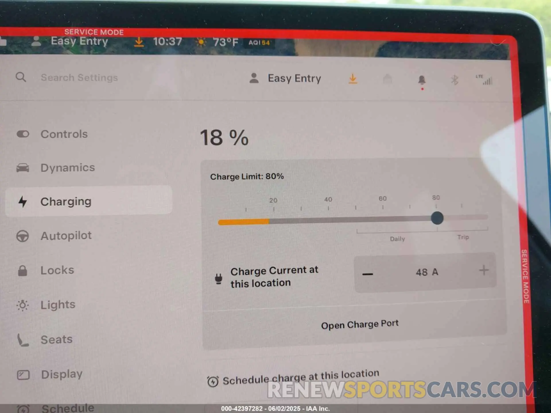17 Photograph of a damaged car 7SAYGDEE6NF400487 TESLA MODEL Y 2022