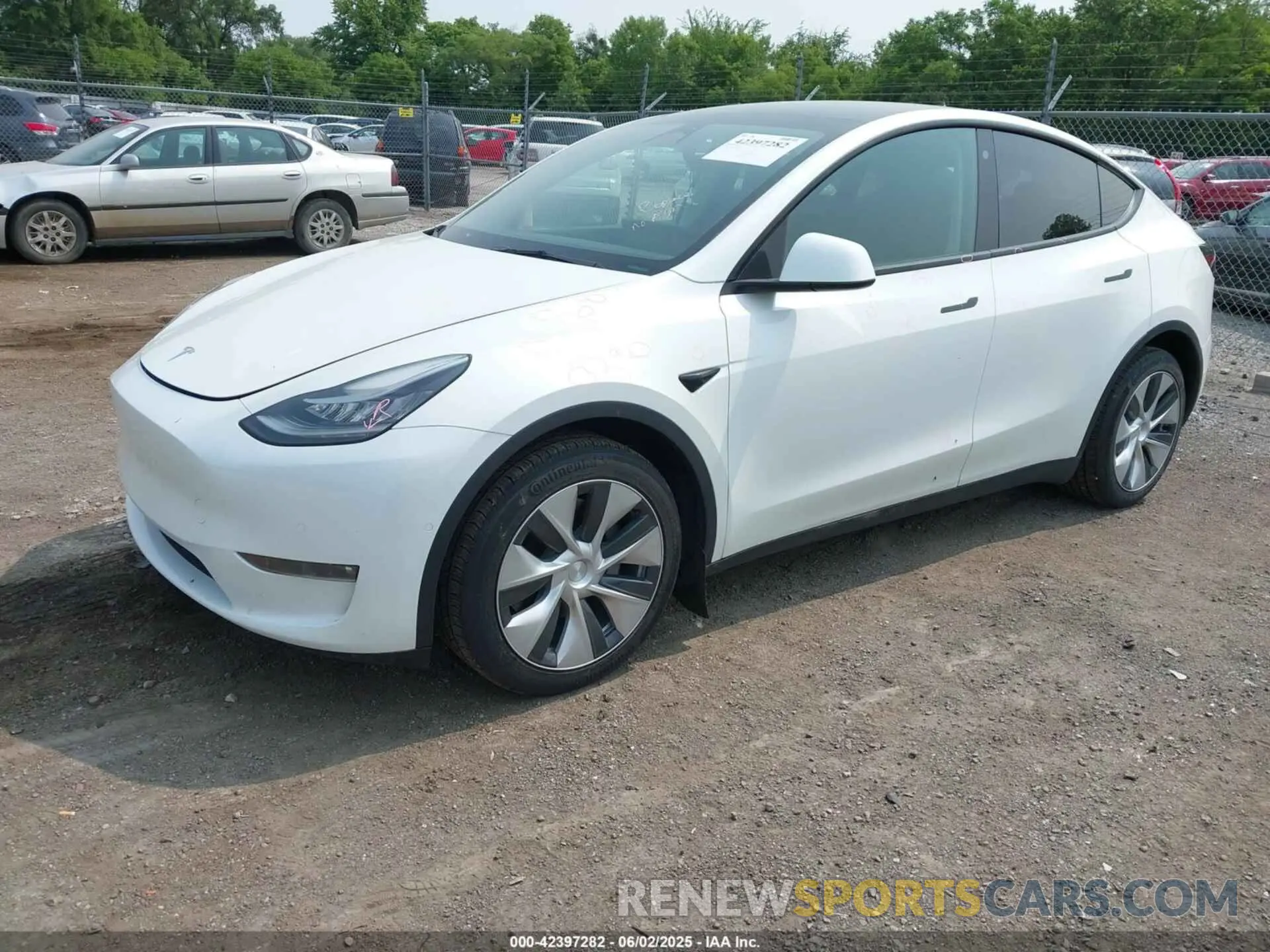2 Photograph of a damaged car 7SAYGDEE6NF400487 TESLA MODEL Y 2022