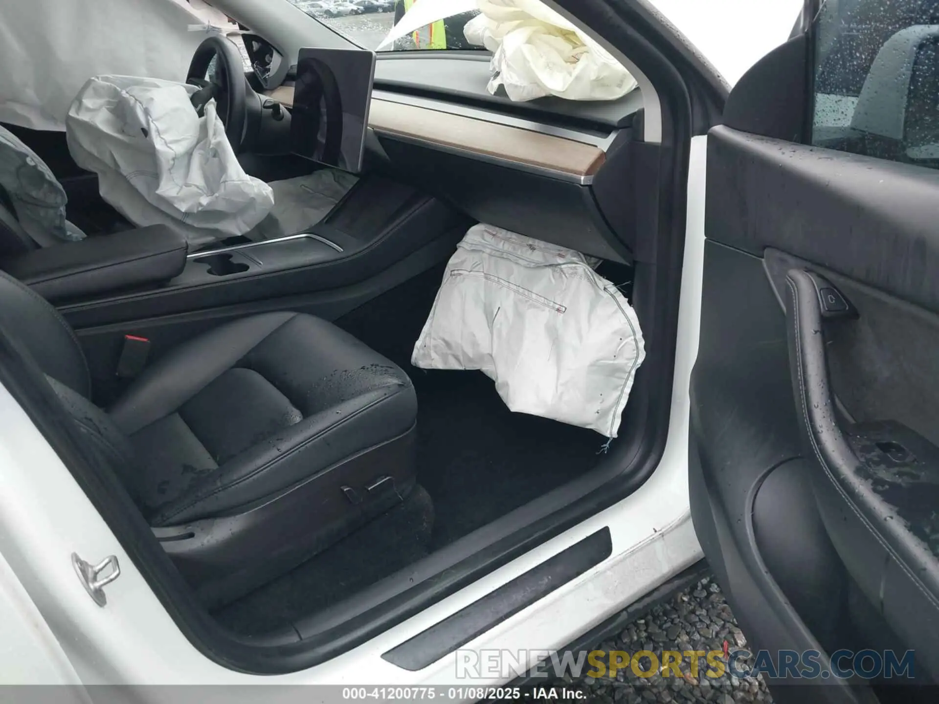 5 Photograph of a damaged car 7SAYGDEE6NF451259 TESLA MODEL Y 2022