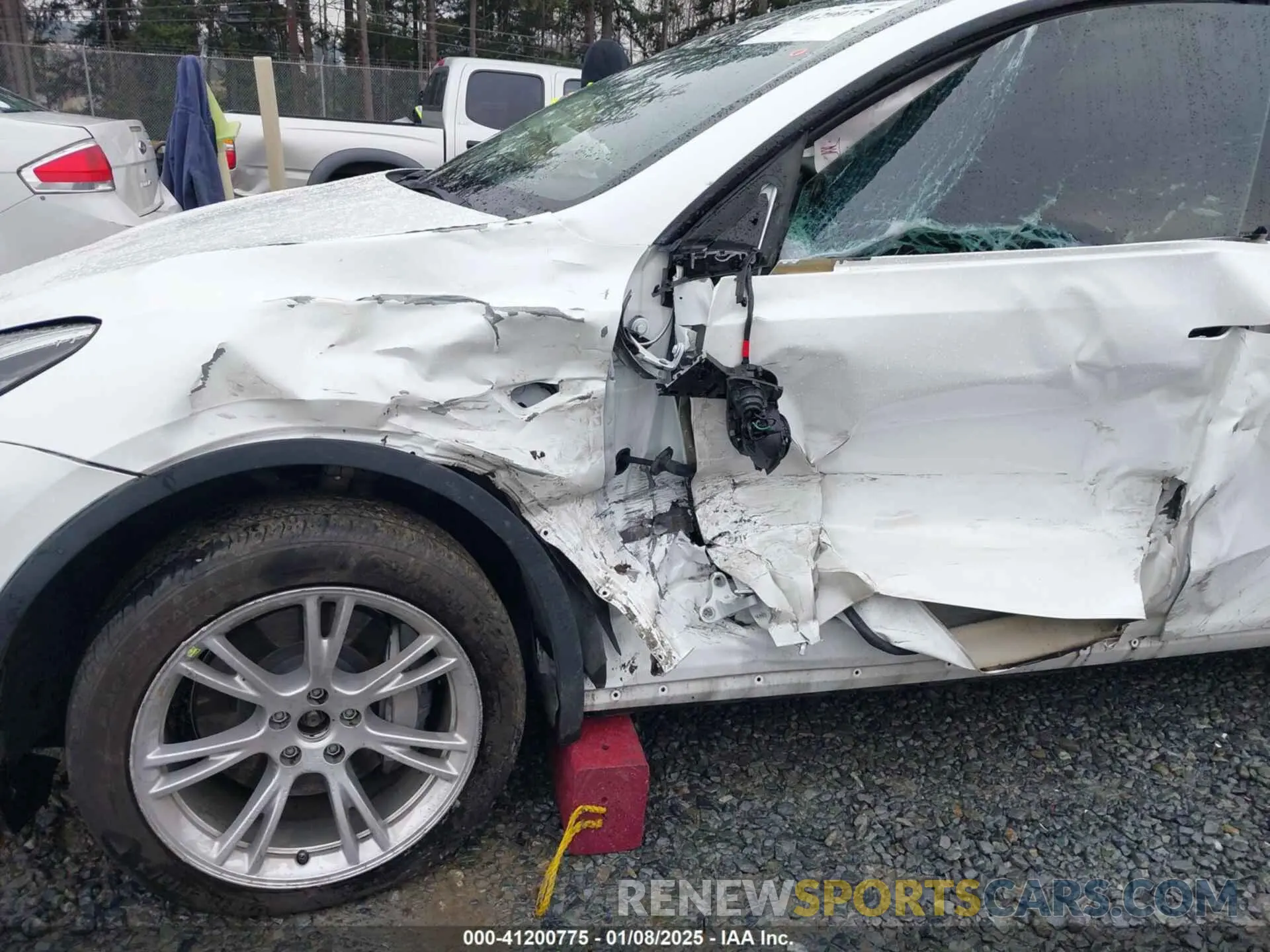 6 Photograph of a damaged car 7SAYGDEE6NF451259 TESLA MODEL Y 2022
