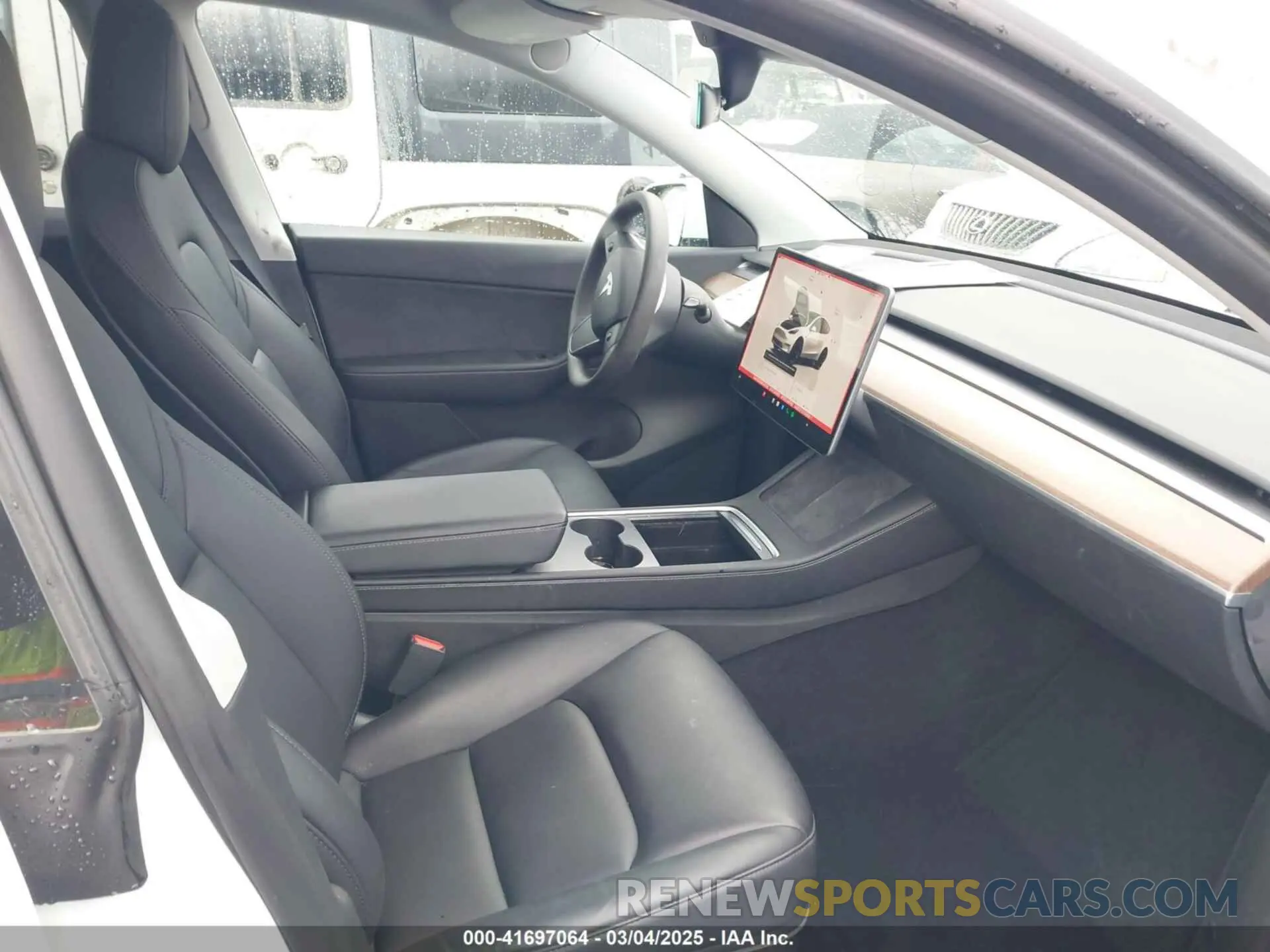 5 Photograph of a damaged car 7SAYGDEE6NF461788 TESLA MODEL Y 2022