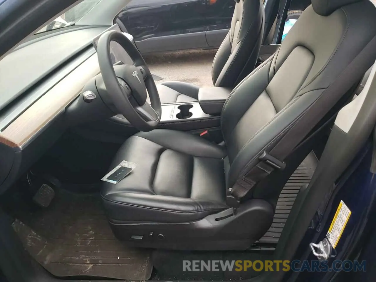 7 Photograph of a damaged car 7SAYGDEE6NF550034 TESLA MODEL Y 2022