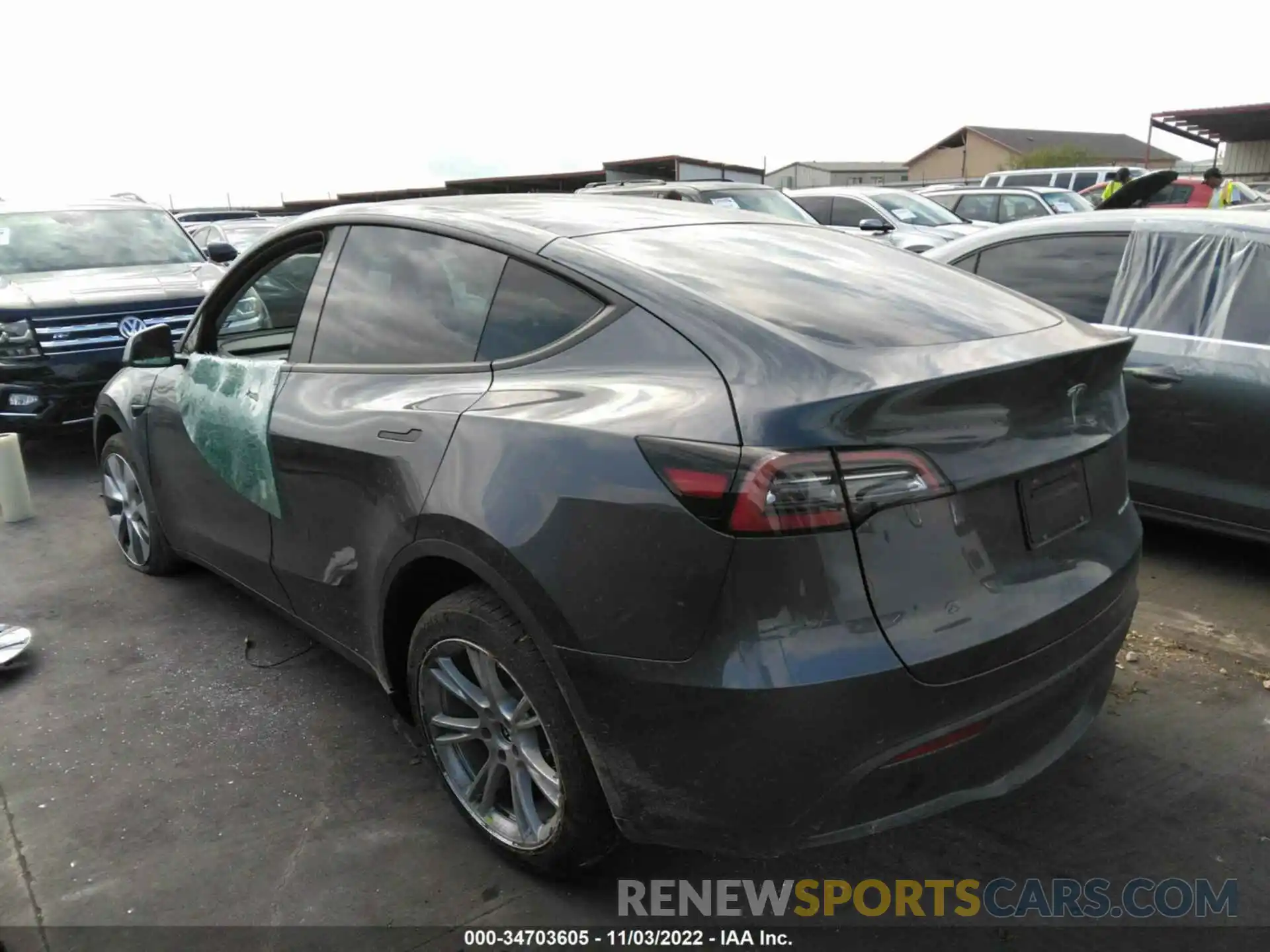 3 Photograph of a damaged car 7SAYGDEE7NA003819 TESLA MODEL Y 2022