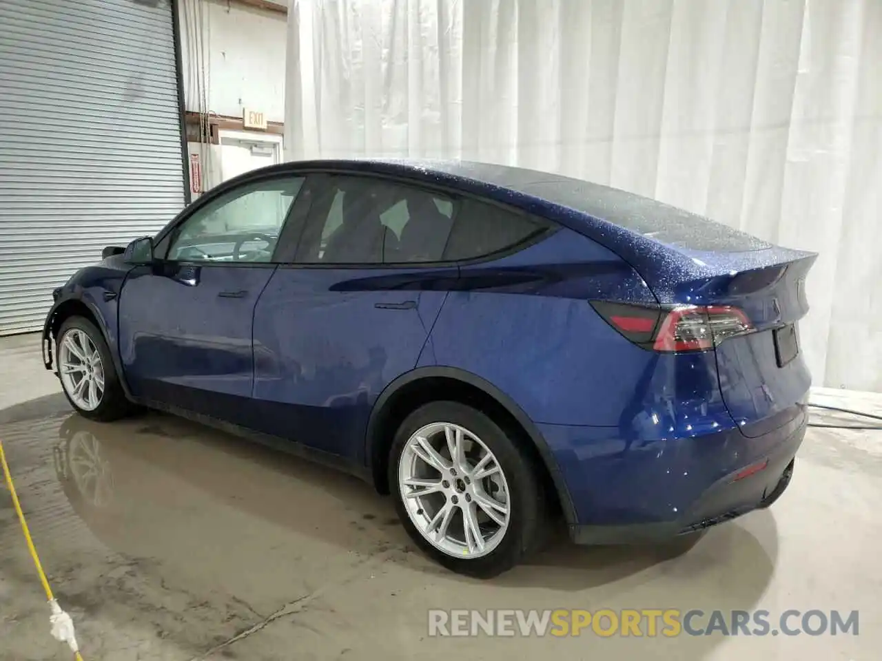 2 Photograph of a damaged car 7SAYGDEE7NA009684 TESLA MODEL Y 2022