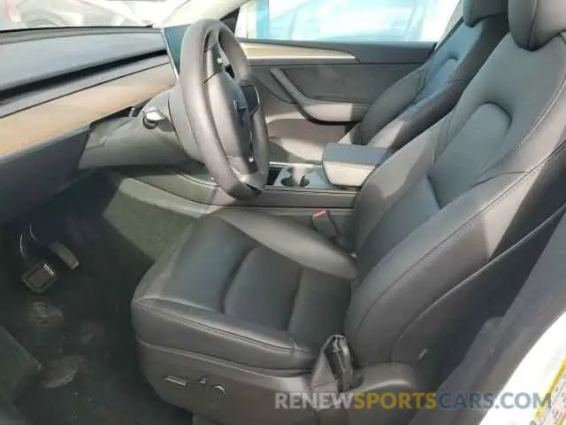 7 Photograph of a damaged car 7SAYGDEE7NA010463 TESLA MODEL Y 2022