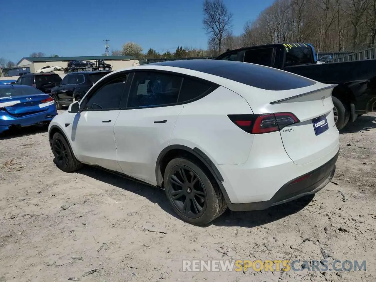 2 Photograph of a damaged car 7SAYGDEE7NA012634 TESLA MODEL Y 2022