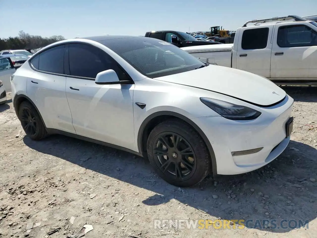 4 Photograph of a damaged car 7SAYGDEE7NA012634 TESLA MODEL Y 2022