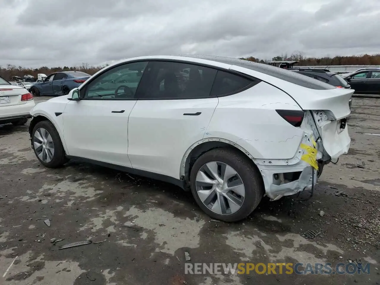 2 Photograph of a damaged car 7SAYGDEE7NA018739 TESLA MODEL Y 2022