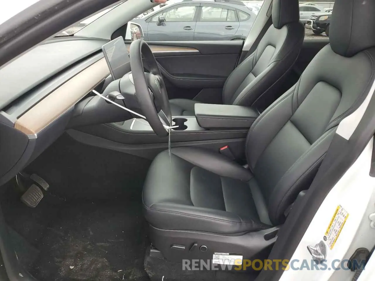 7 Photograph of a damaged car 7SAYGDEE7NA018739 TESLA MODEL Y 2022