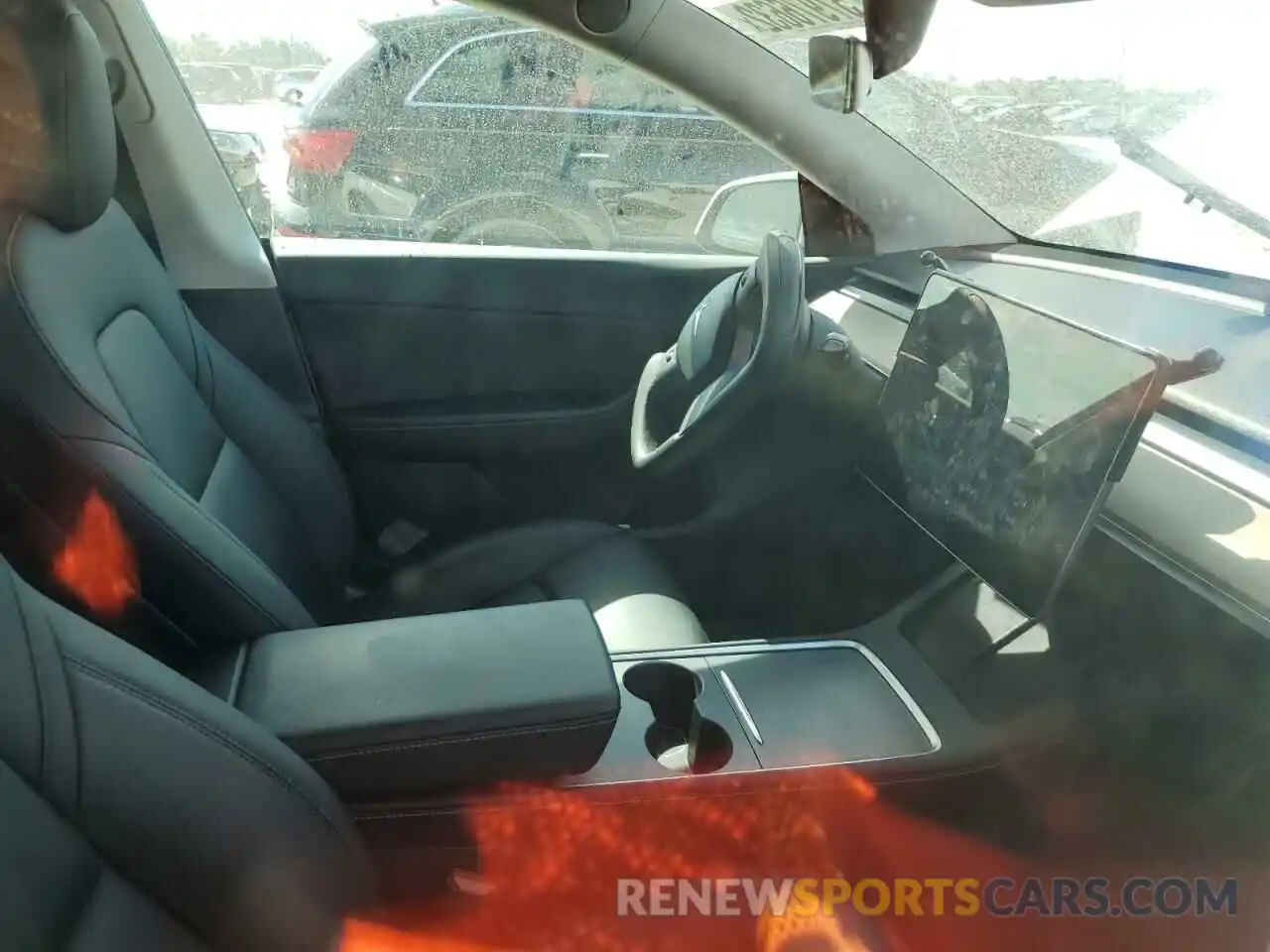 5 Photograph of a damaged car 7SAYGDEE7NF307333 TESLA MODEL Y 2022