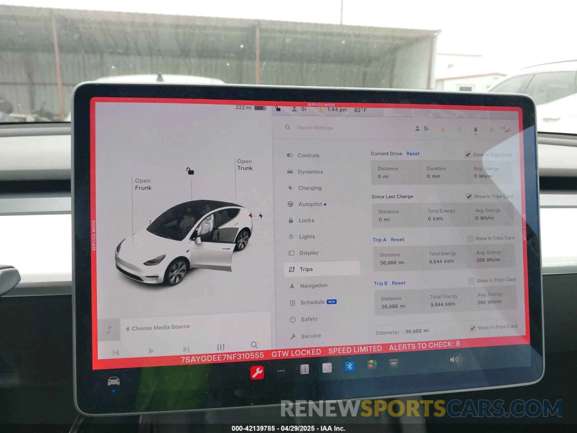 14 Photograph of a damaged car 7SAYGDEE7NF310555 TESLA MODEL Y 2022