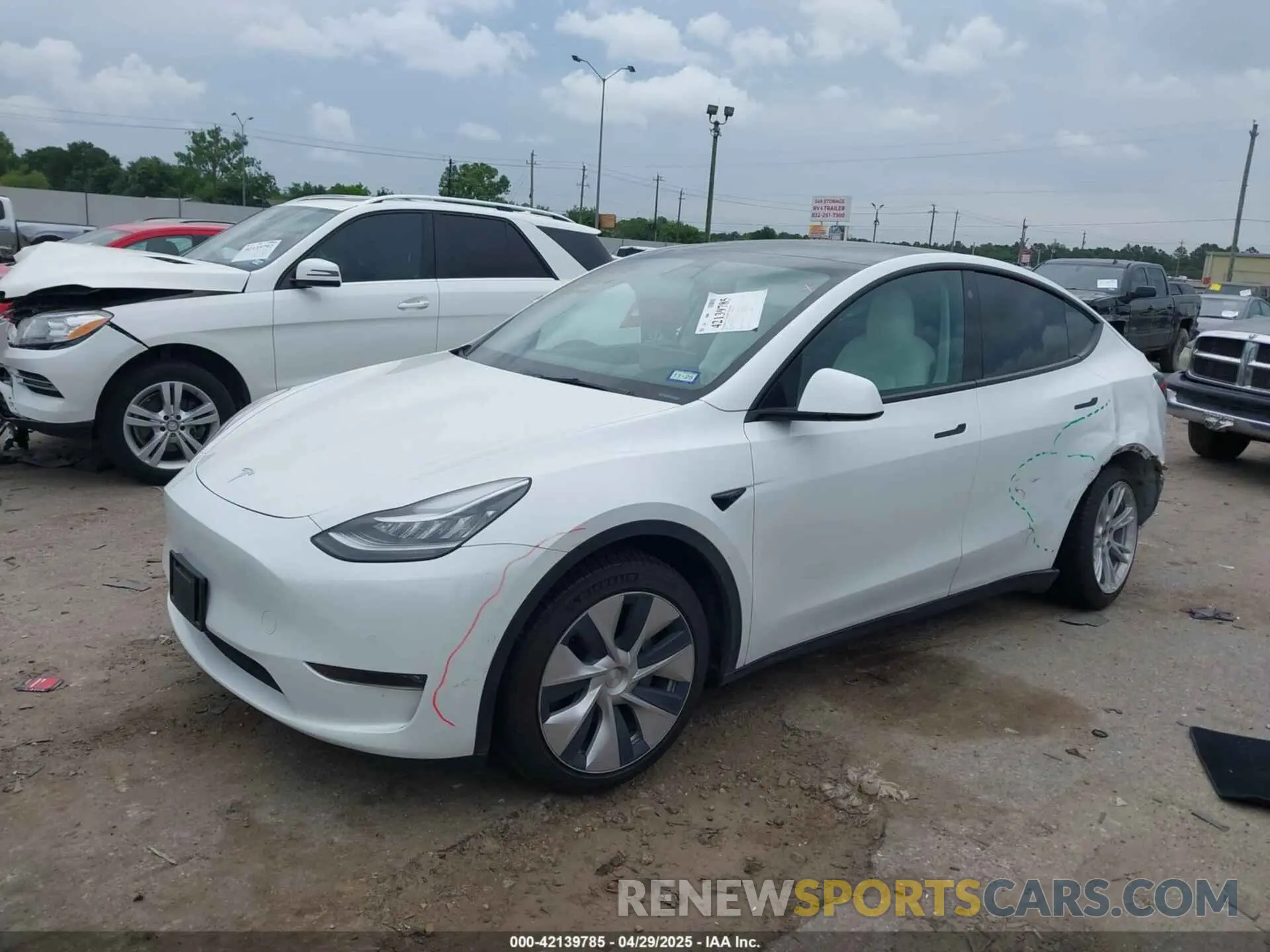 2 Photograph of a damaged car 7SAYGDEE7NF310555 TESLA MODEL Y 2022