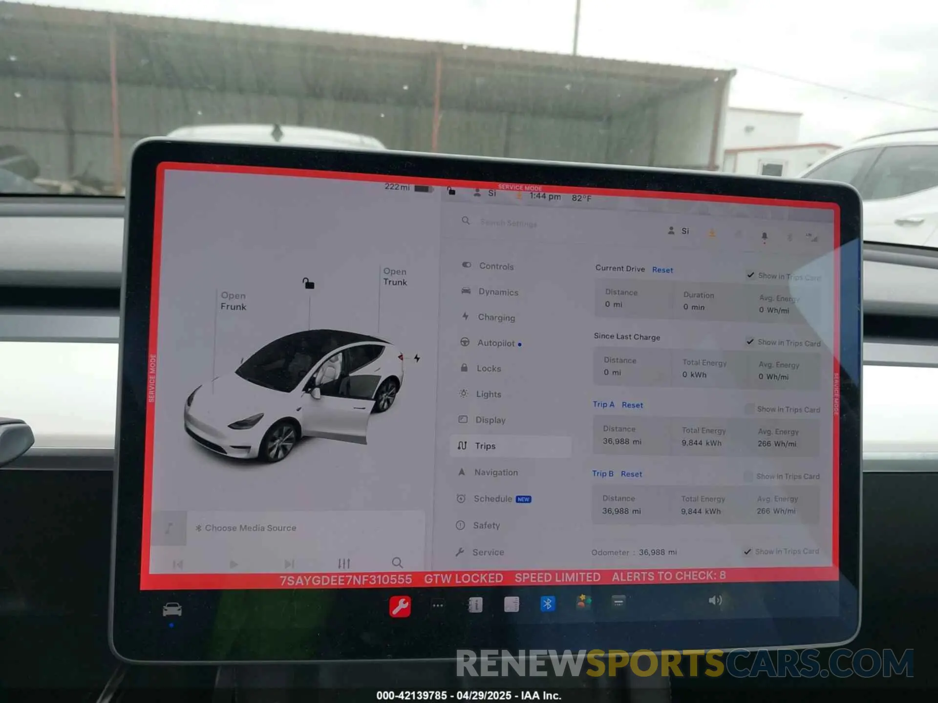 7 Photograph of a damaged car 7SAYGDEE7NF310555 TESLA MODEL Y 2022