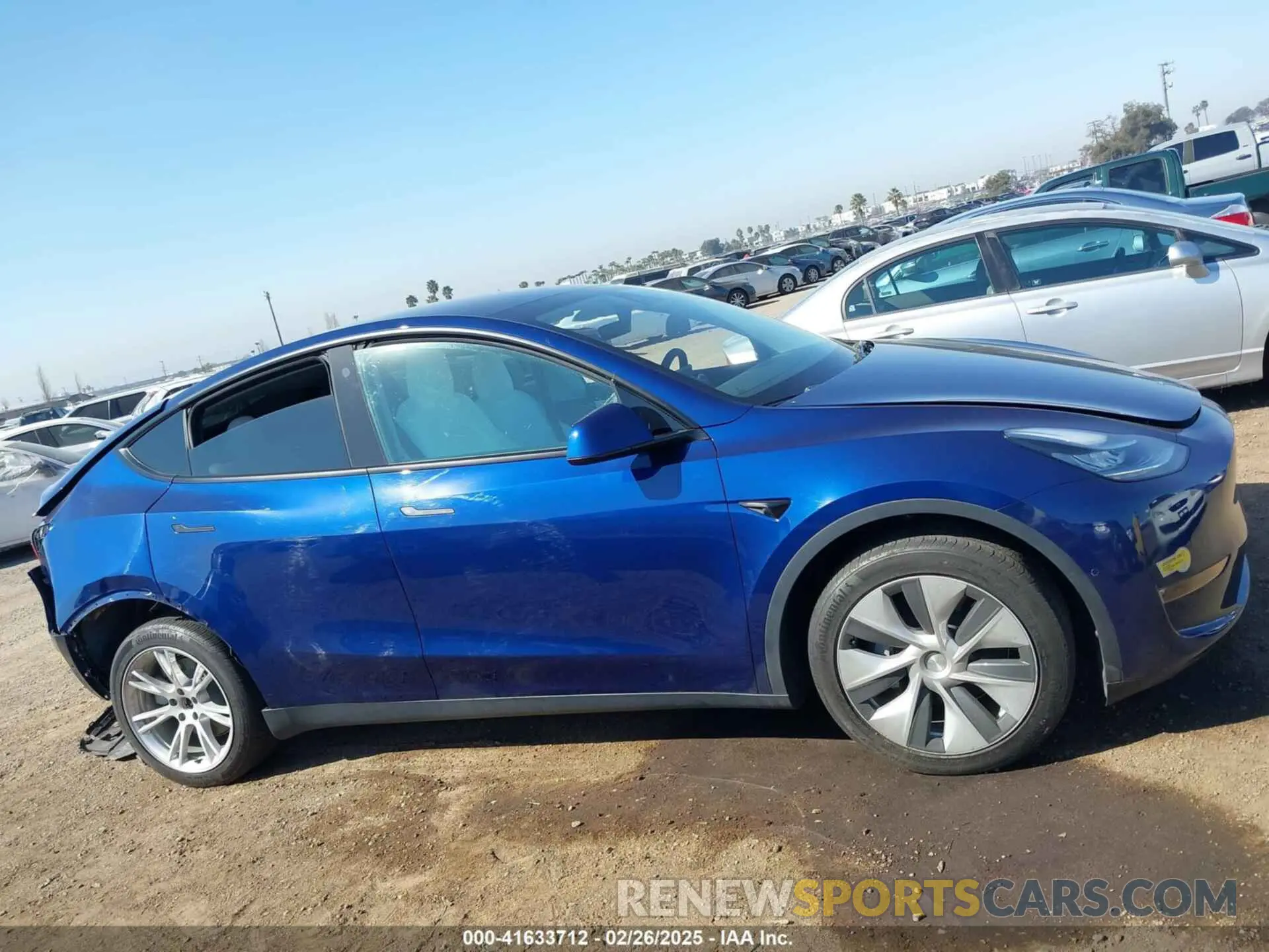13 Photograph of a damaged car 7SAYGDEE7NF312239 TESLA MODEL Y 2022