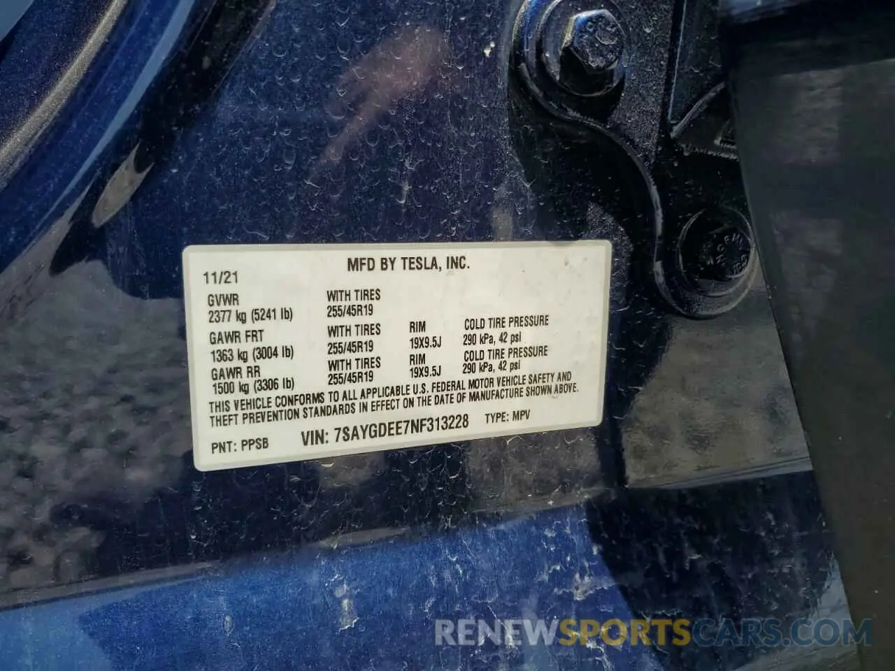 13 Photograph of a damaged car 7SAYGDEE7NF313228 TESLA MODEL Y 2022