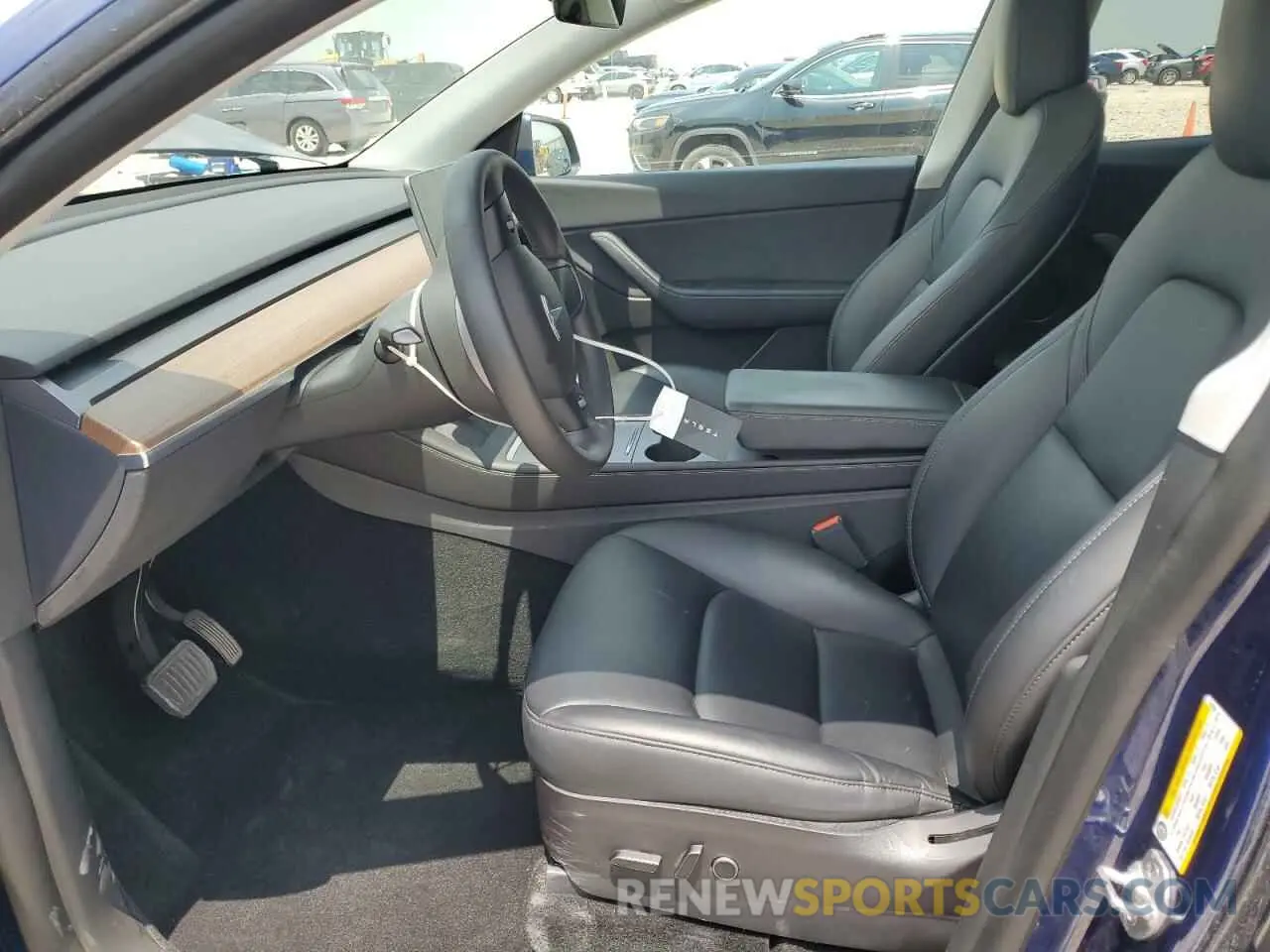7 Photograph of a damaged car 7SAYGDEE7NF313228 TESLA MODEL Y 2022