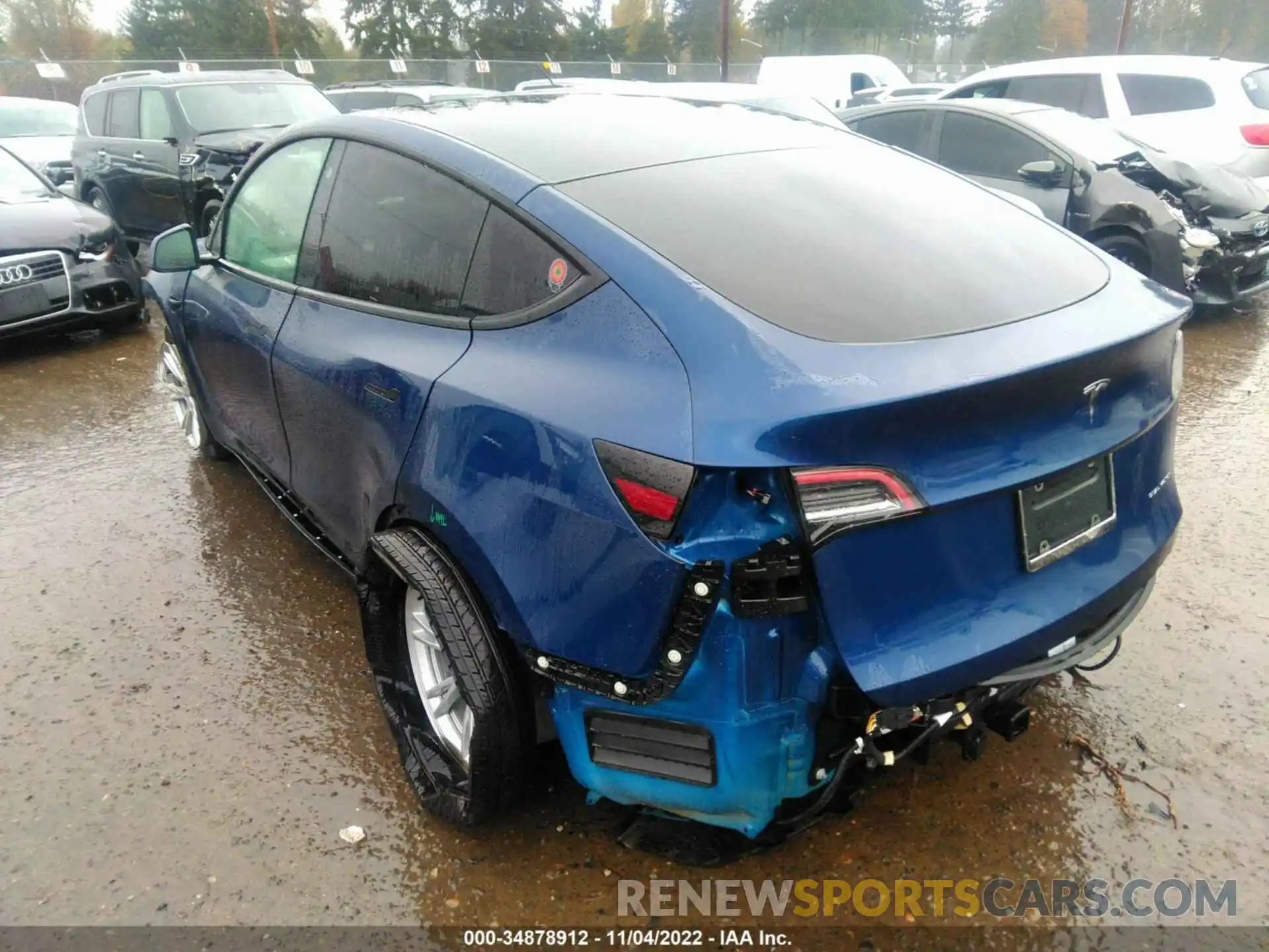 3 Photograph of a damaged car 7SAYGDEE7NF313326 TESLA MODEL Y 2022