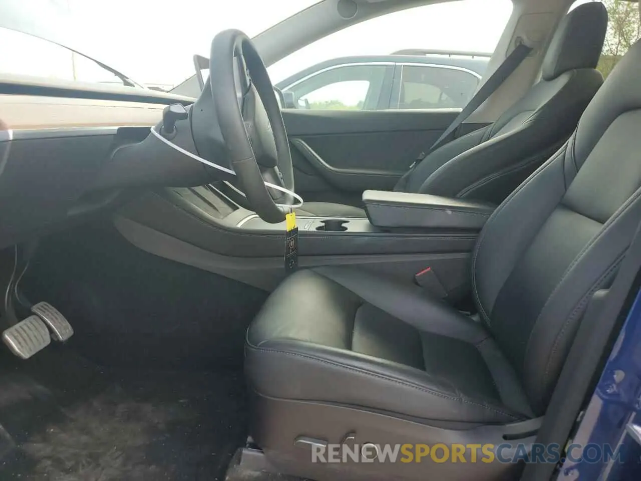 7 Photograph of a damaged car 7SAYGDEE7NF335827 TESLA MODEL Y 2022