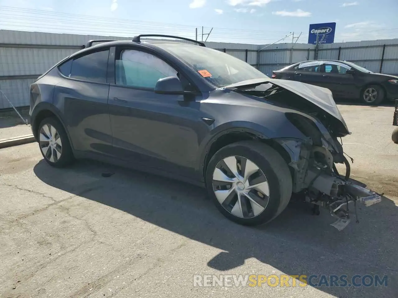 4 Photograph of a damaged car 7SAYGDEE7NF351669 TESLA MODEL Y 2022