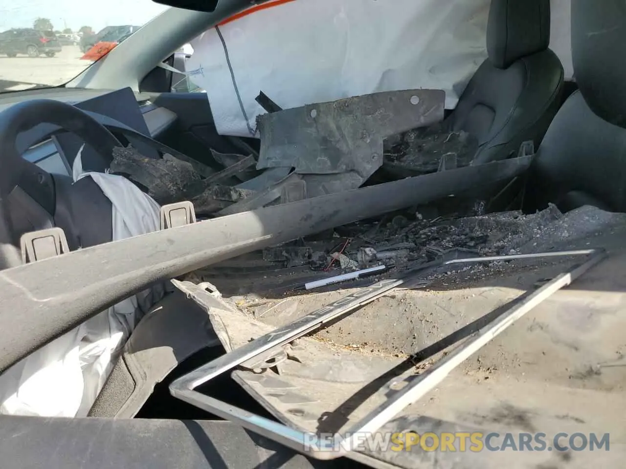7 Photograph of a damaged car 7SAYGDEE7NF351669 TESLA MODEL Y 2022