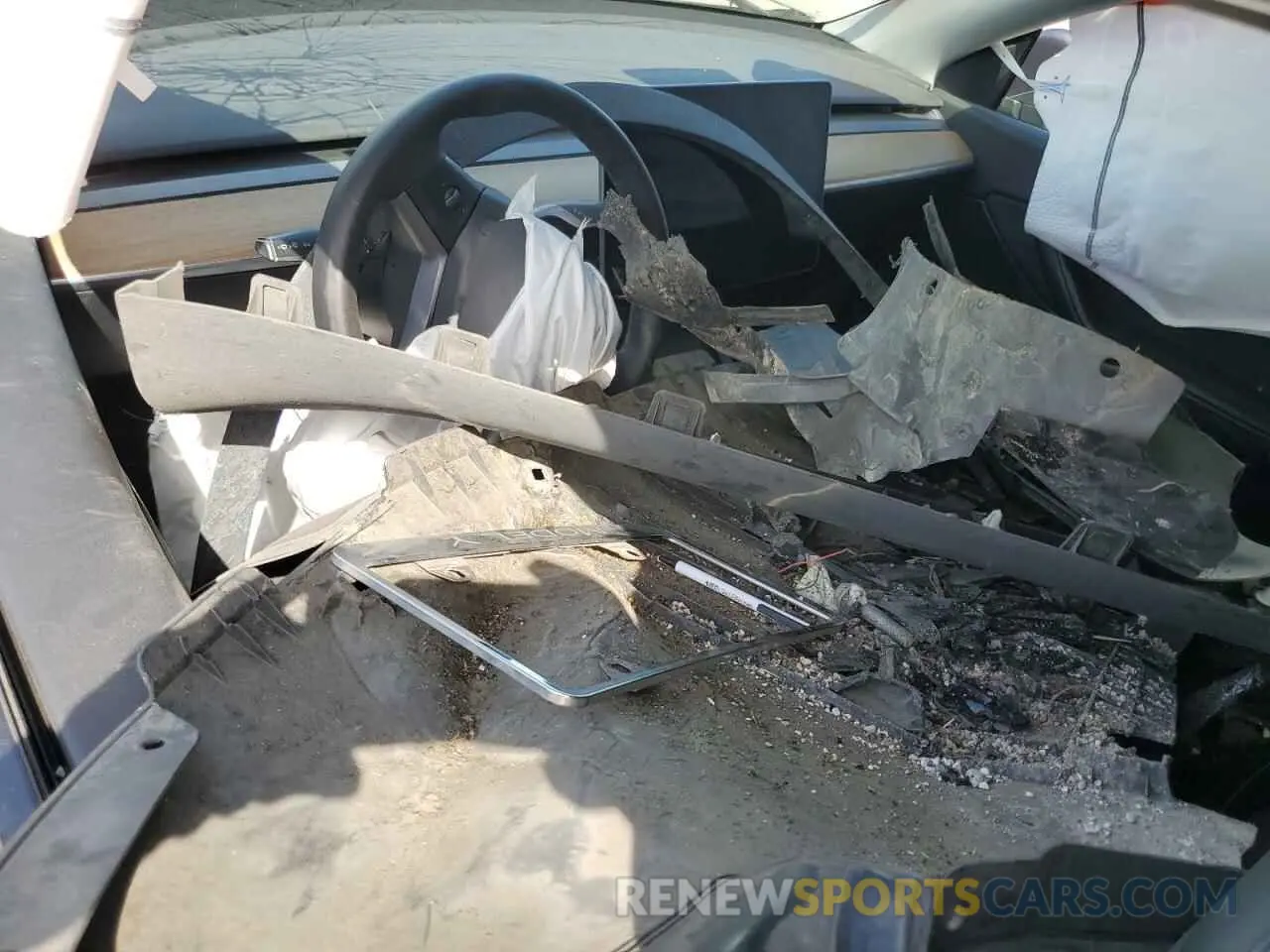8 Photograph of a damaged car 7SAYGDEE7NF351669 TESLA MODEL Y 2022