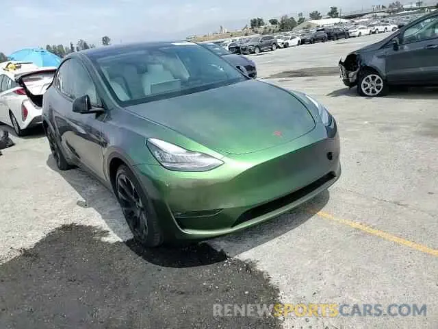 13 Photograph of a damaged car 7SAYGDEE7NF352000 TESLA MODEL Y 2022