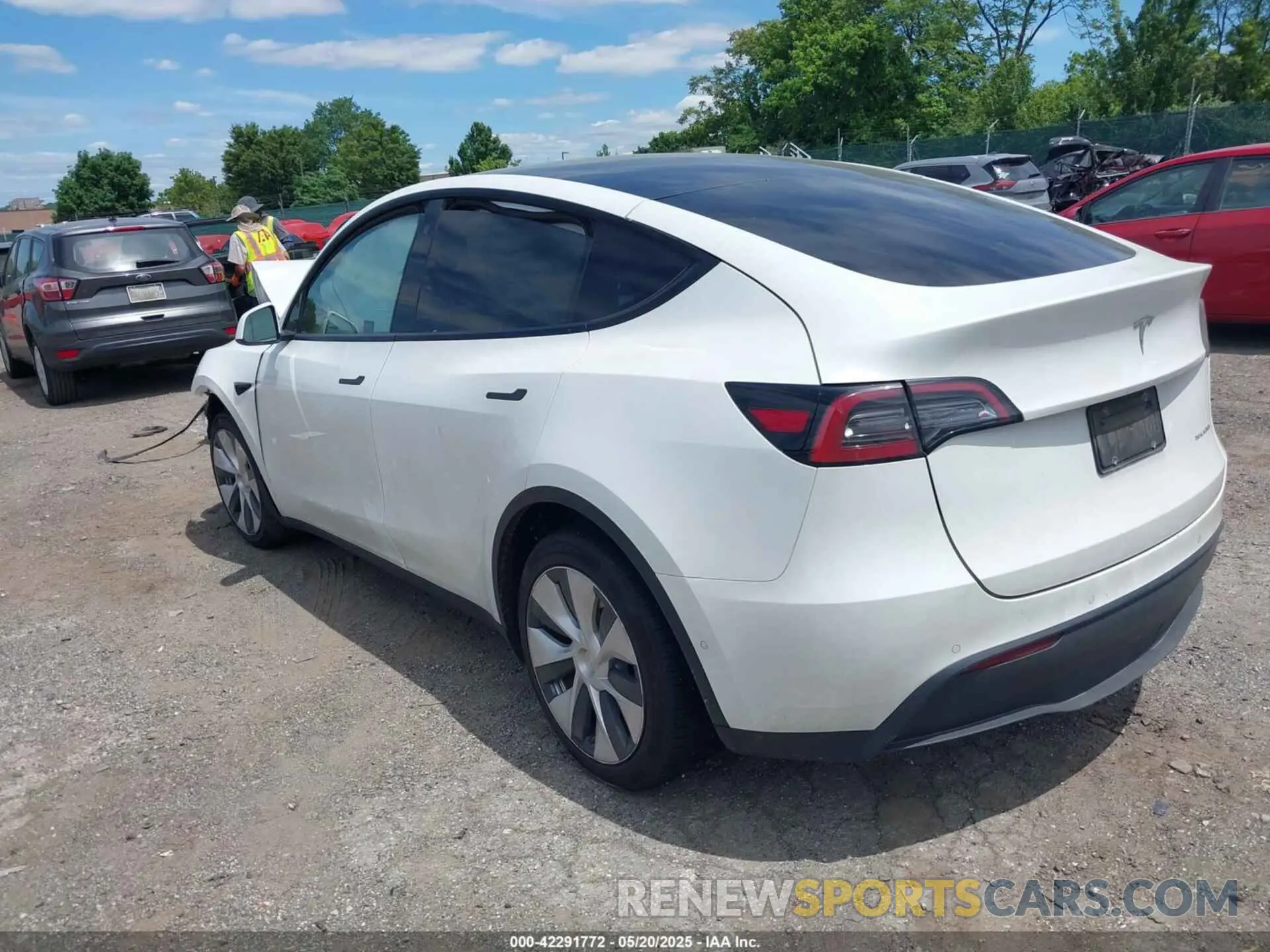 3 Photograph of a damaged car 7SAYGDEE7NF363238 TESLA MODEL Y 2022