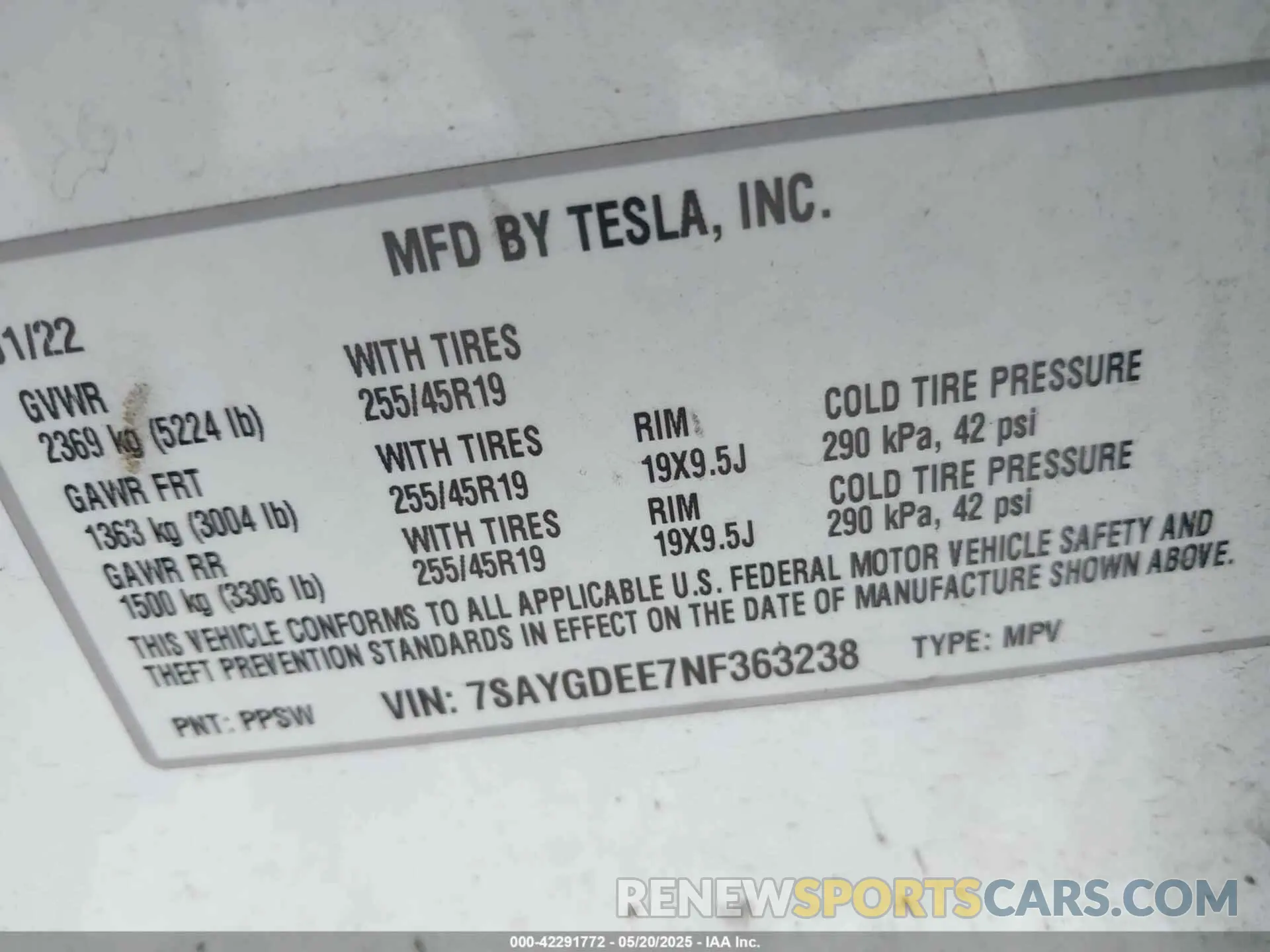 9 Photograph of a damaged car 7SAYGDEE7NF363238 TESLA MODEL Y 2022