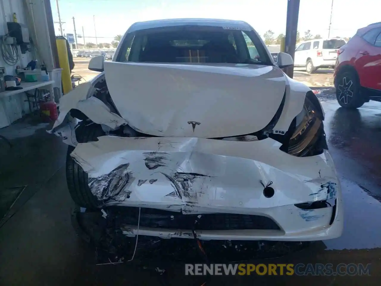 5 Photograph of a damaged car 7SAYGDEE7NF376037 TESLA MODEL Y 2022