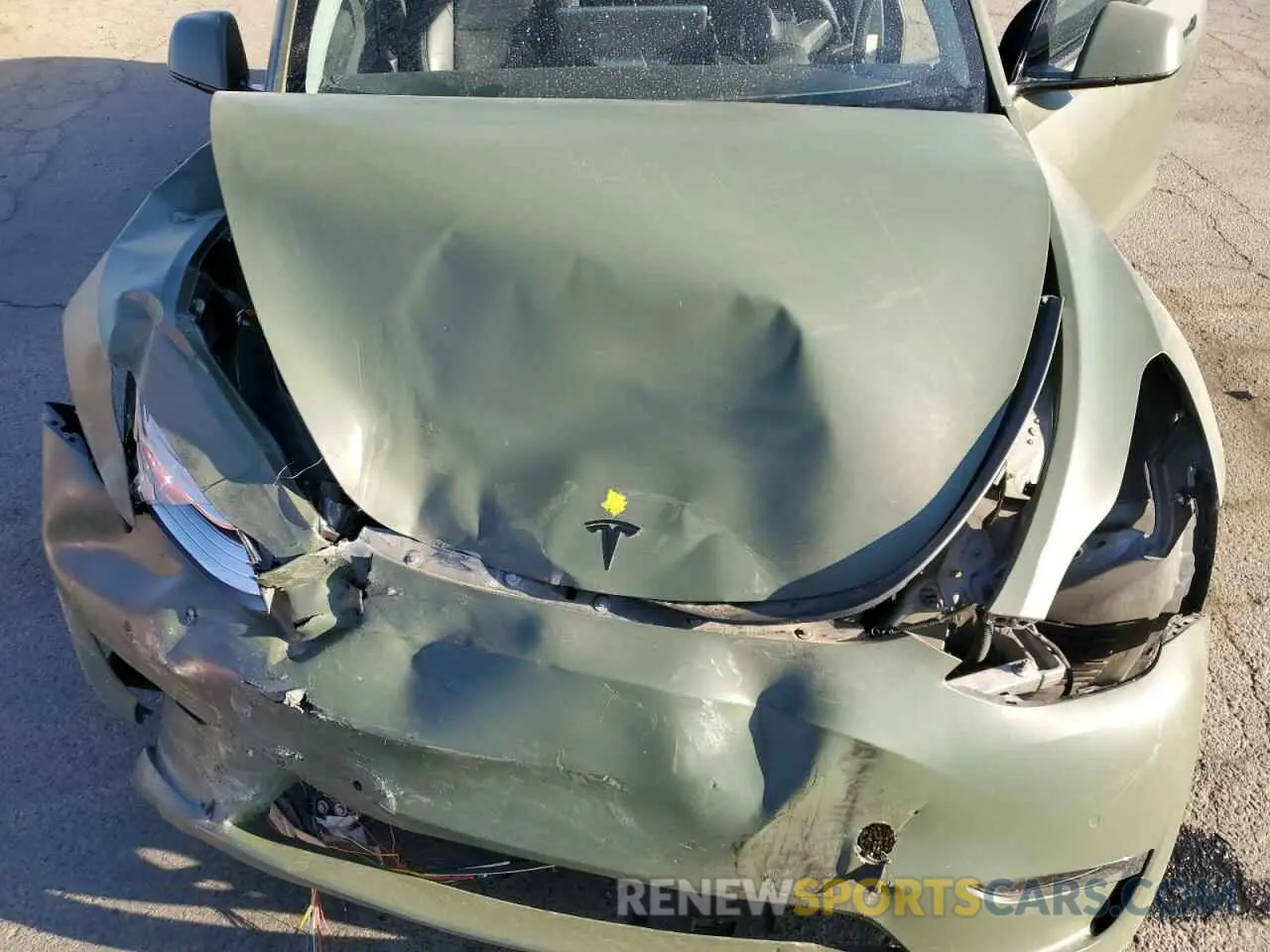 11 Photograph of a damaged car 7SAYGDEE7NF435328 TESLA MODEL Y 2022