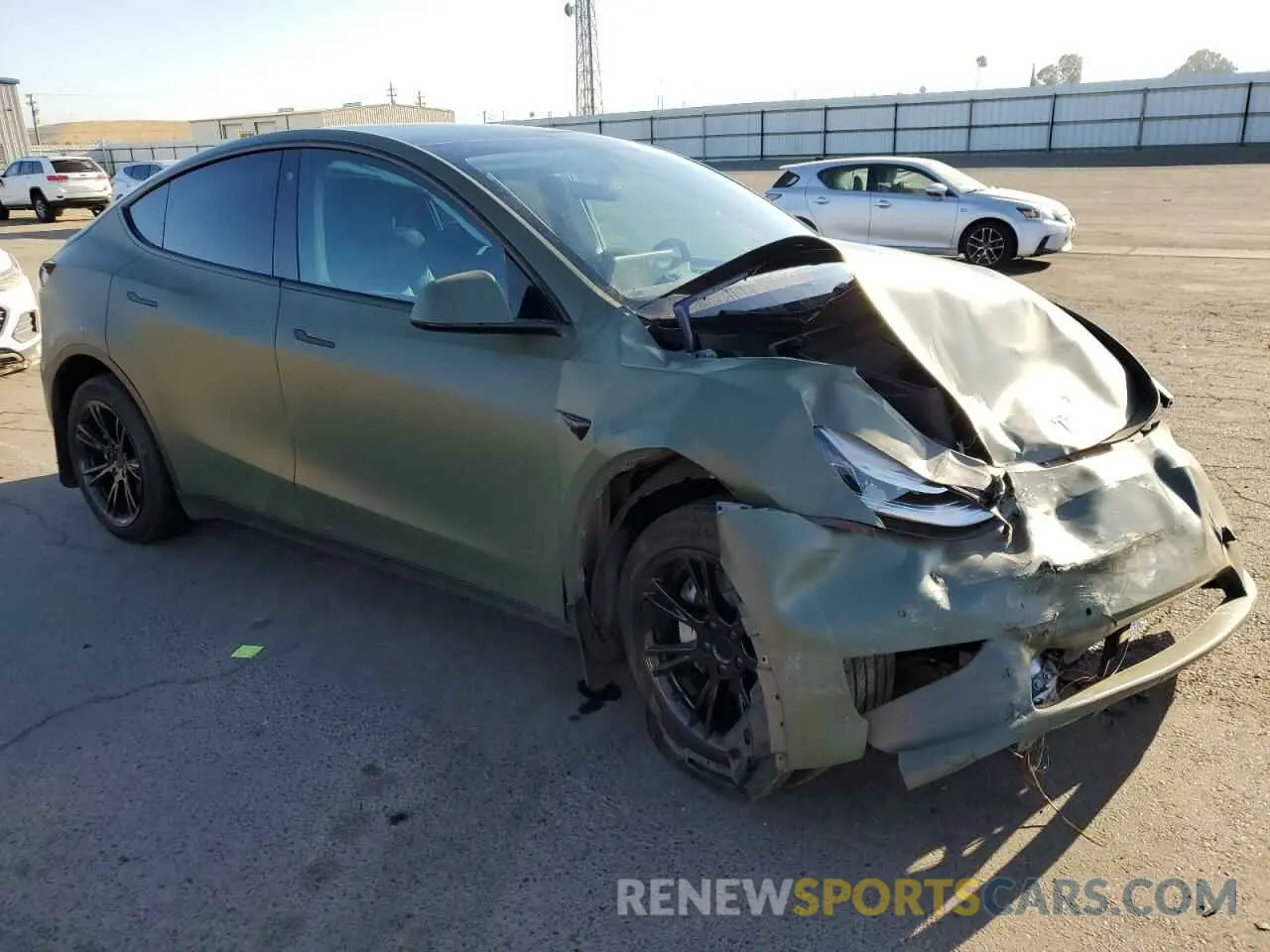 4 Photograph of a damaged car 7SAYGDEE7NF435328 TESLA MODEL Y 2022