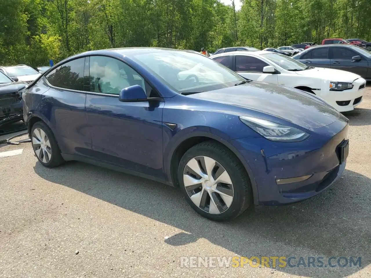 4 Photograph of a damaged car 7SAYGDEE7NF436897 TESLA MODEL Y 2022