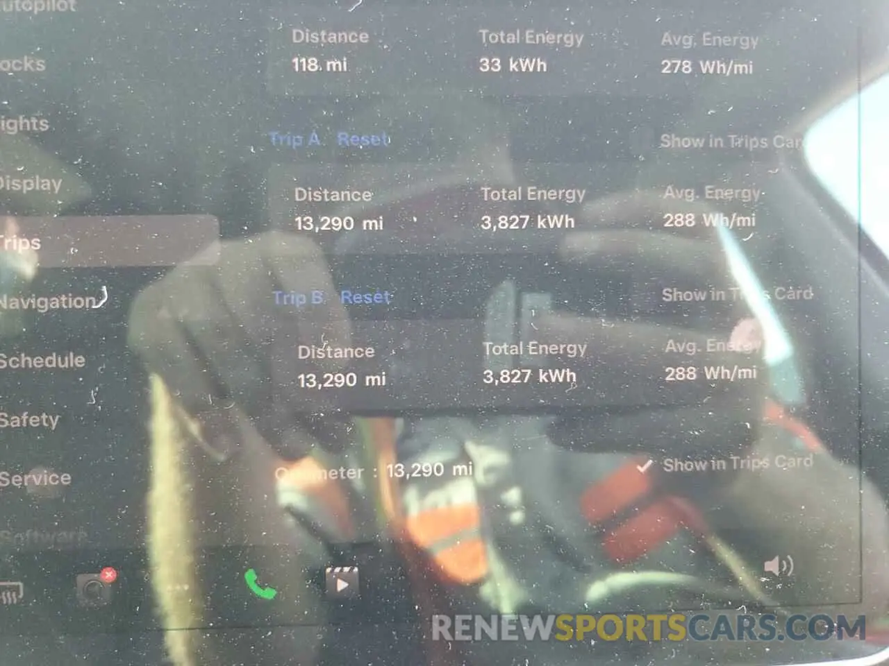 9 Photograph of a damaged car 7SAYGDEE7NF460553 TESLA MODEL Y 2022