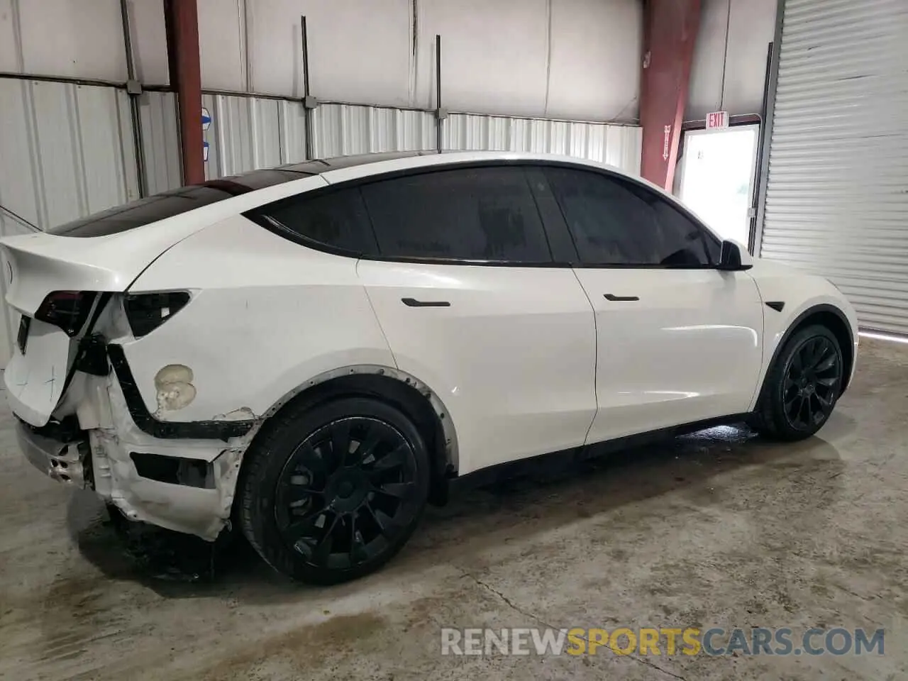 3 Photograph of a damaged car 7SAYGDEE7NF481516 TESLA MODEL Y 2022