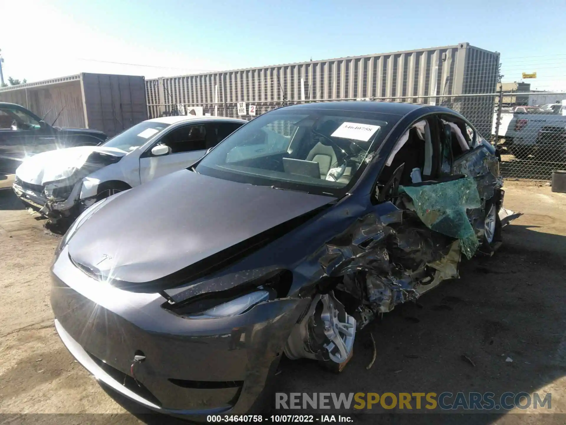 2 Photograph of a damaged car 7SAYGDEE7NF511338 TESLA MODEL Y 2022