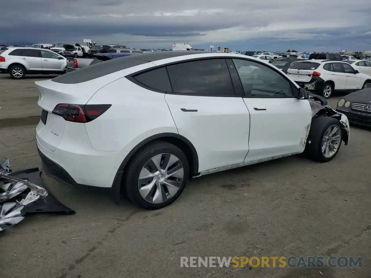 3 Photograph of a damaged car 7SAYGDEE7NF548373 TESLA MODEL Y 2022