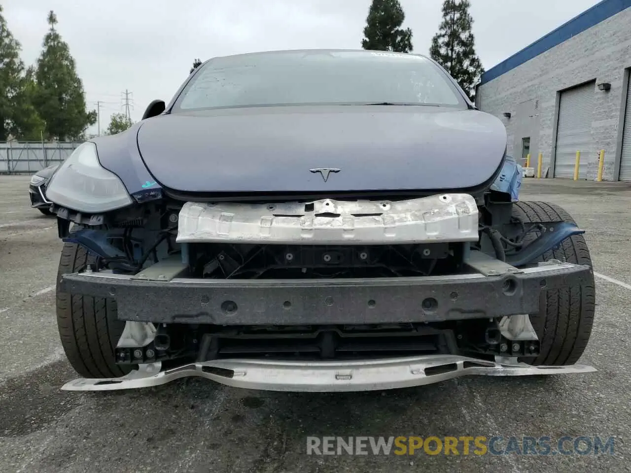 5 Photograph of a damaged car 7SAYGDEE7NF558398 TESLA MODEL Y 2022
