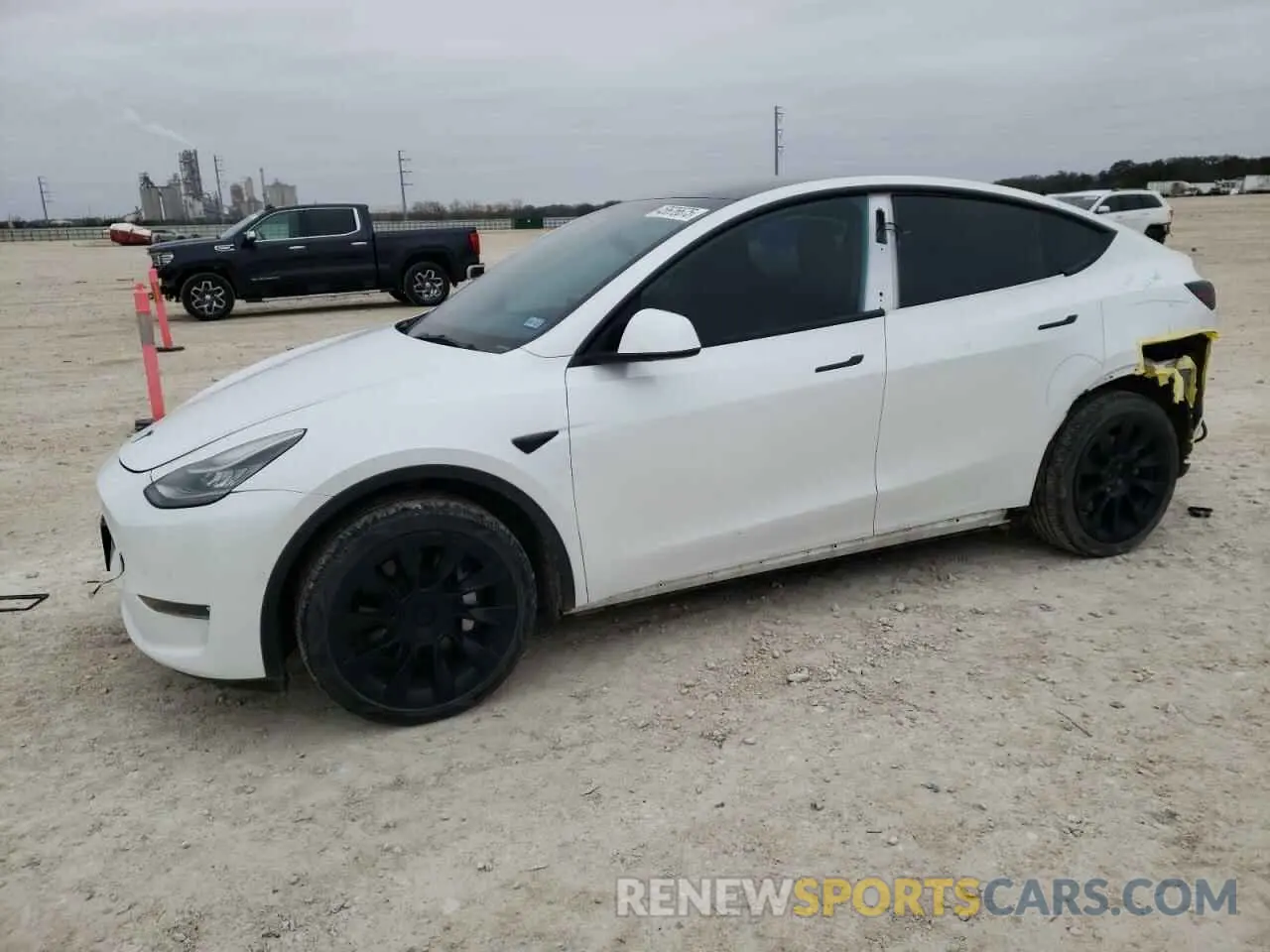 1 Photograph of a damaged car 7SAYGDEE8NA000900 TESLA MODEL Y 2022