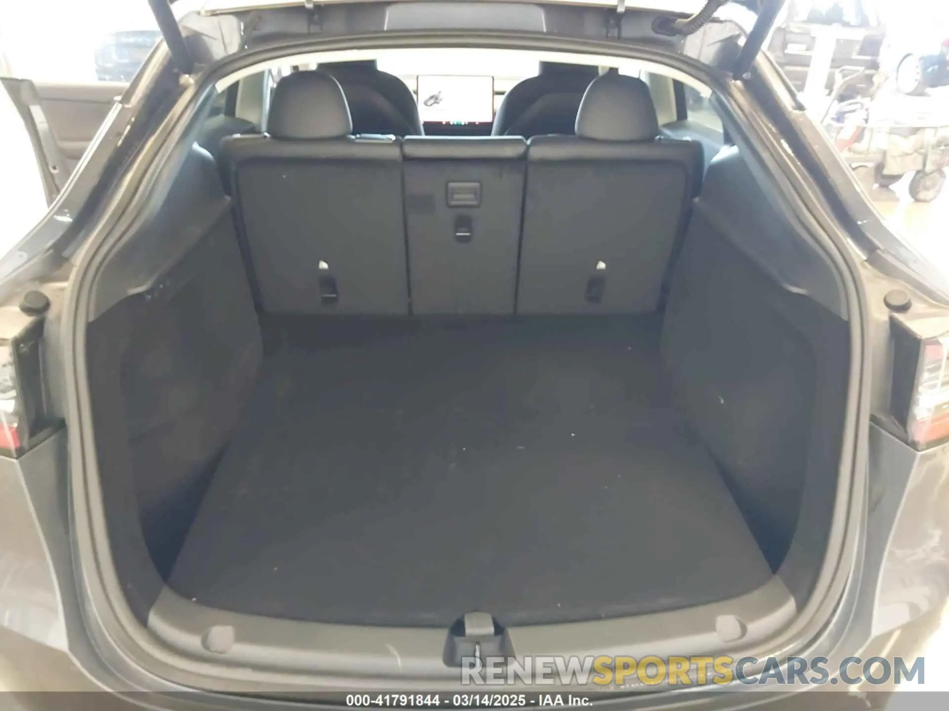 20 Photograph of a damaged car 7SAYGDEE8NA017194 TESLA MODEL Y 2022