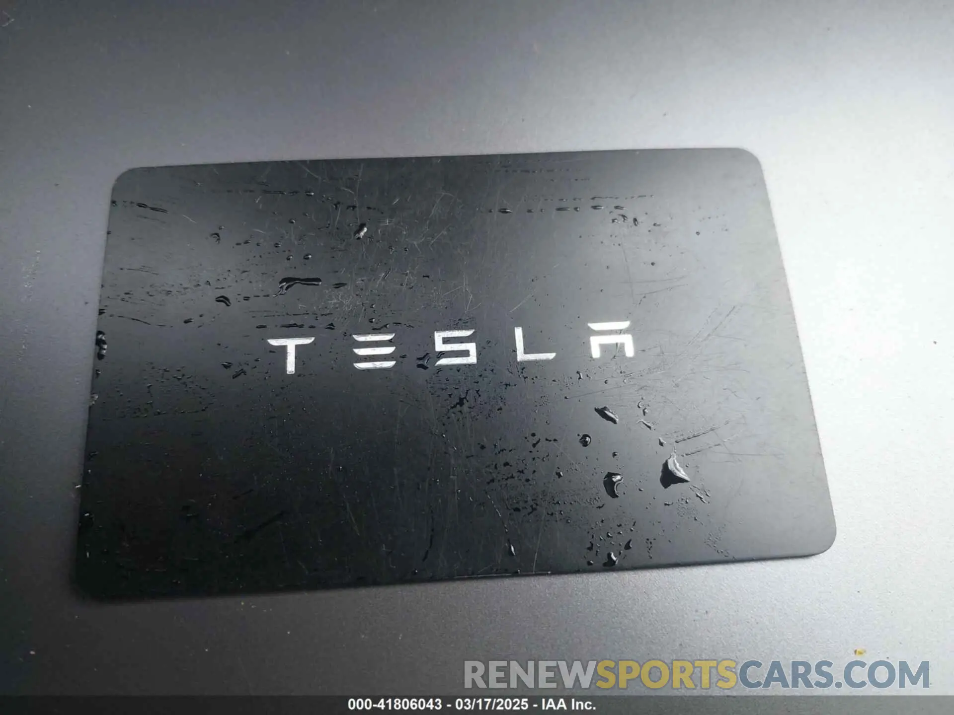 11 Photograph of a damaged car 7SAYGDEE8NF317482 TESLA MODEL Y 2022