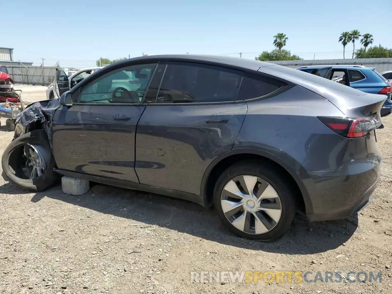 2 Photograph of a damaged car 7SAYGDEE8NF318437 TESLA MODEL Y 2022