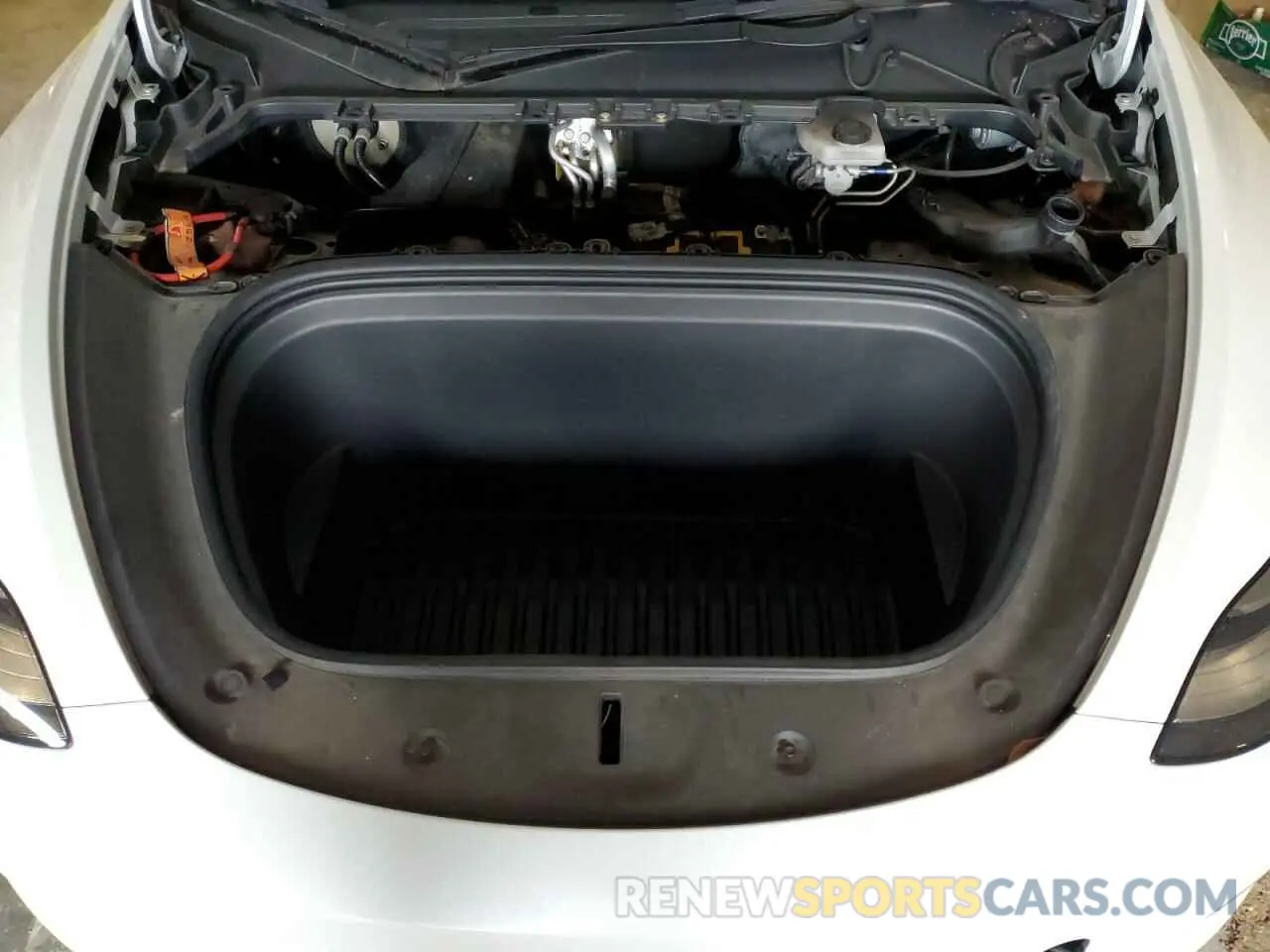 12 Photograph of a damaged car 7SAYGDEE8NF339790 TESLA MODEL Y 2022