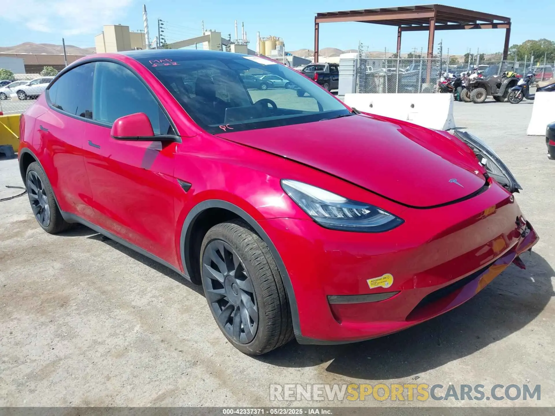 1 Photograph of a damaged car 7SAYGDEE8NF349543 TESLA MODEL Y 2022