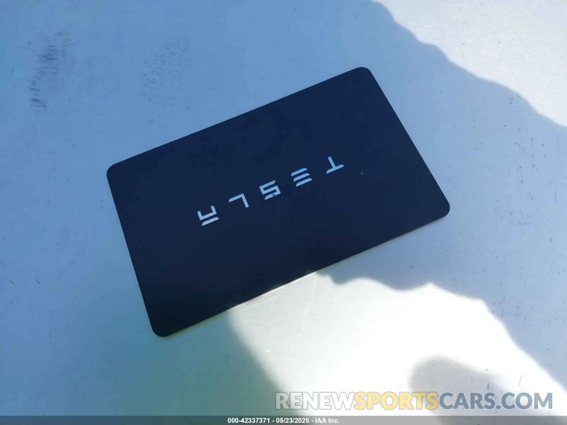 11 Photograph of a damaged car 7SAYGDEE8NF349543 TESLA MODEL Y 2022