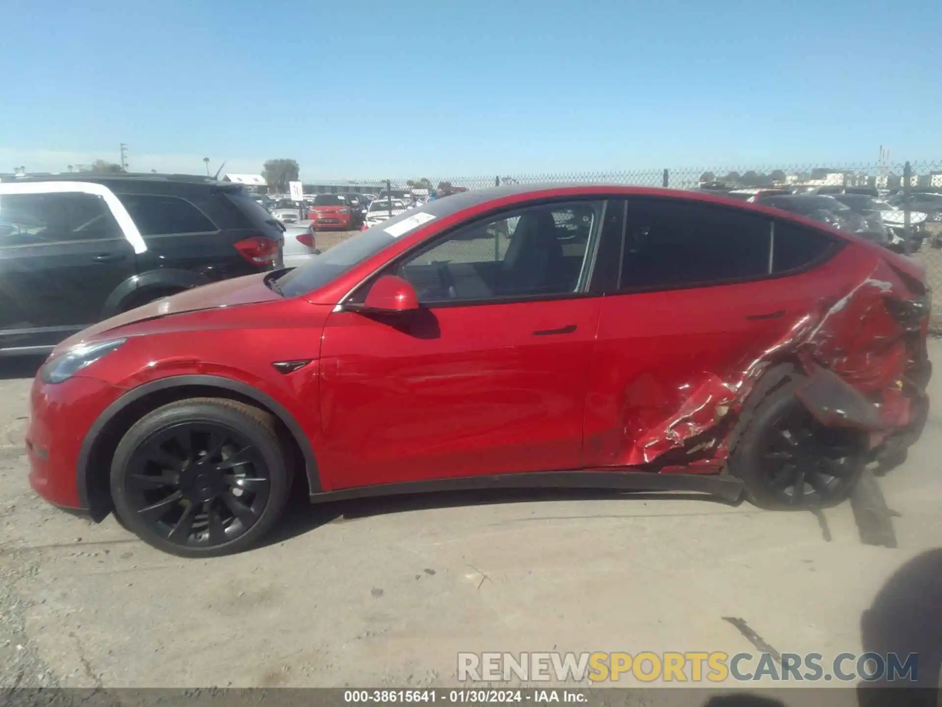 14 Photograph of a damaged car 7SAYGDEE8NF349980 TESLA MODEL Y 2022